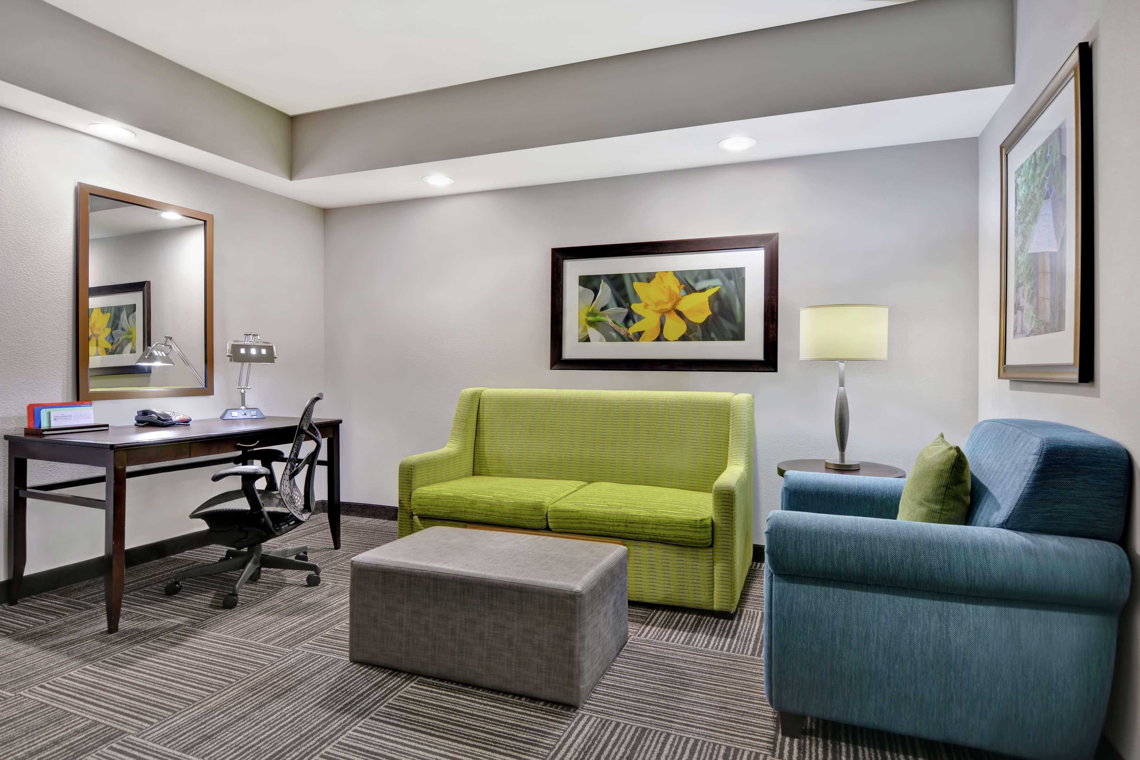Hilton Garden Inn And Fayetteville Convention Center Eksteriør bilde