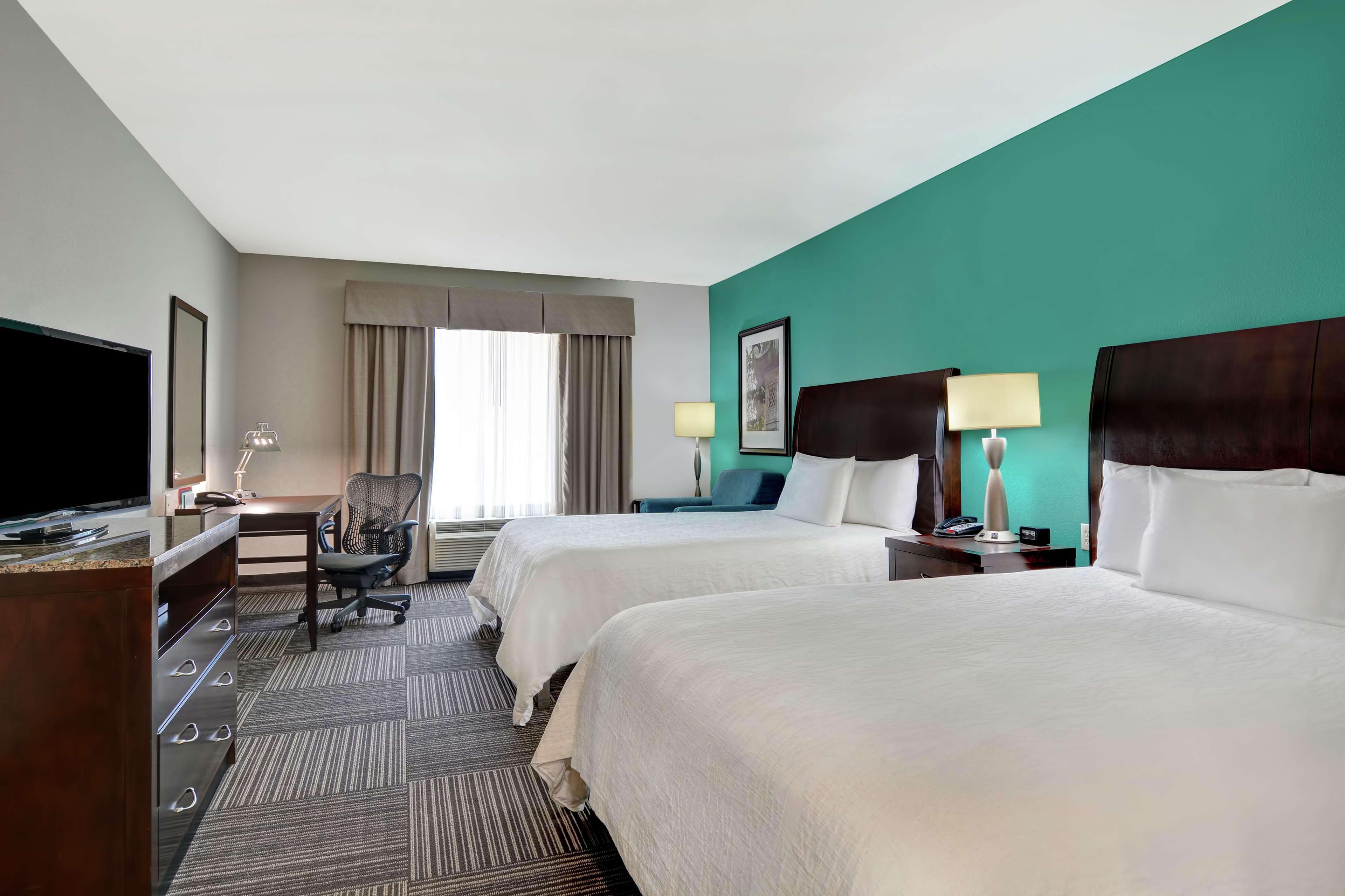 Hilton Garden Inn And Fayetteville Convention Center Eksteriør bilde
