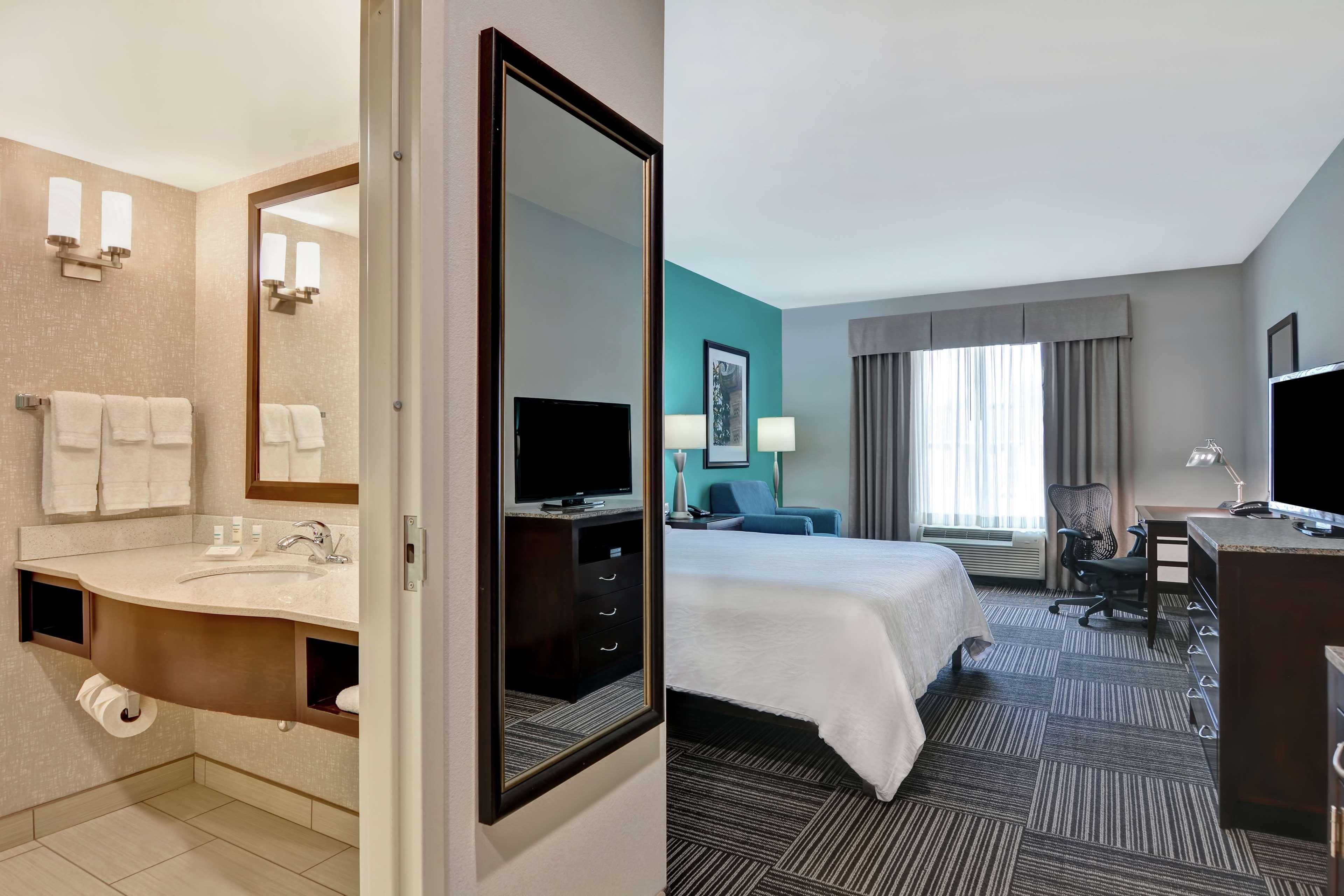 Hilton Garden Inn And Fayetteville Convention Center Eksteriør bilde