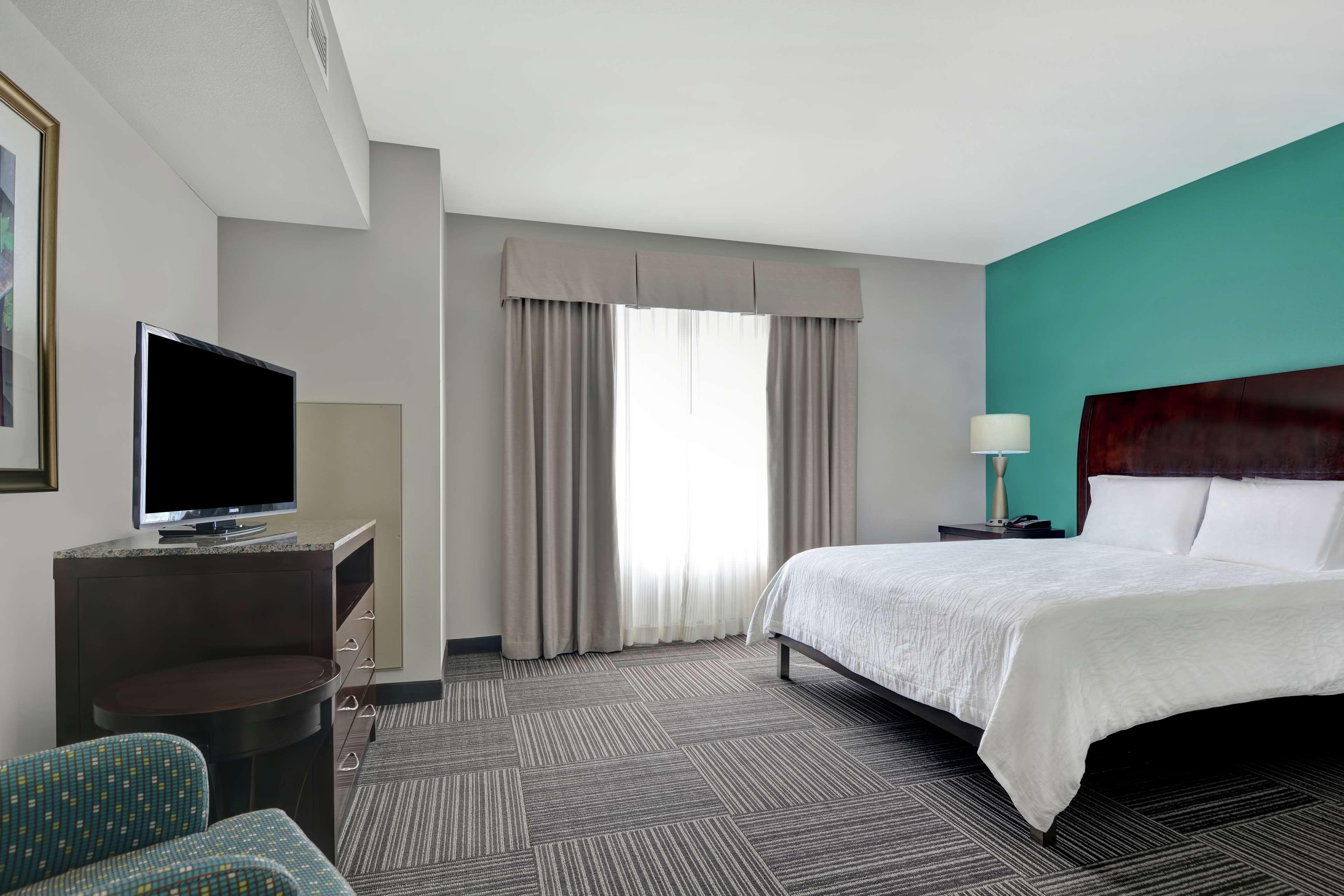 Hilton Garden Inn And Fayetteville Convention Center Eksteriør bilde