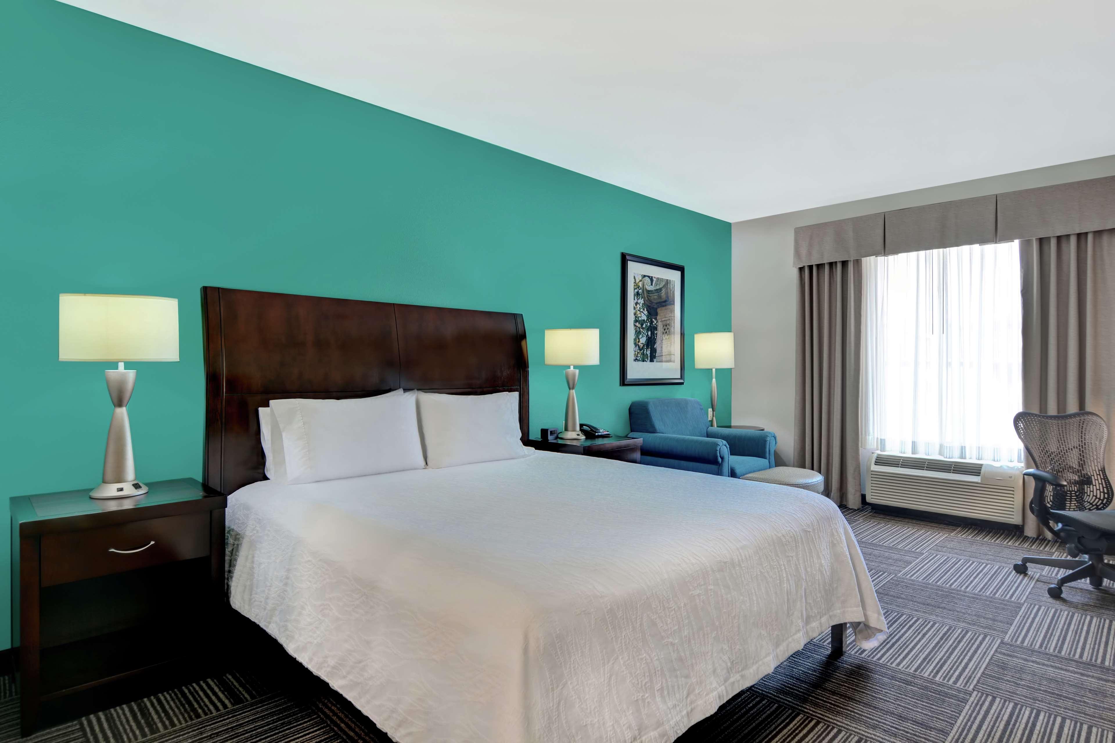 Hilton Garden Inn And Fayetteville Convention Center Eksteriør bilde