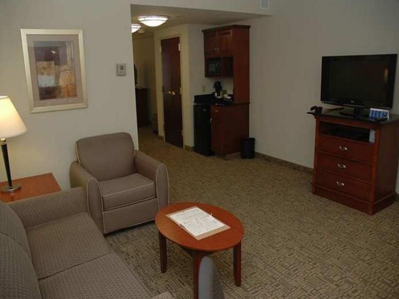 Hilton Garden Inn And Fayetteville Convention Center Eksteriør bilde
